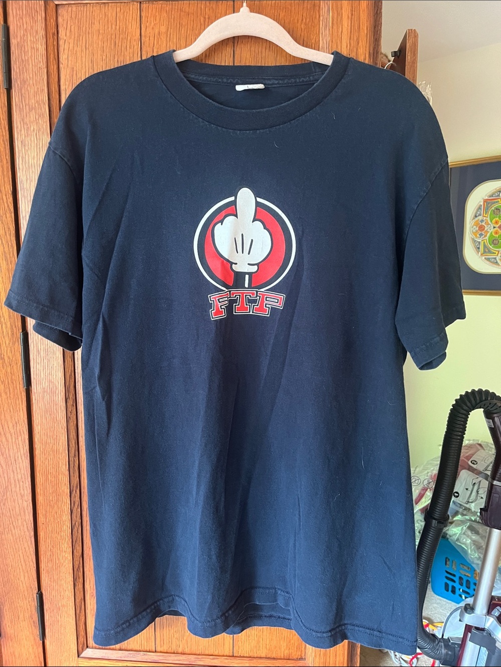 FTP Cartoon Middle Finger Size Men’s Large